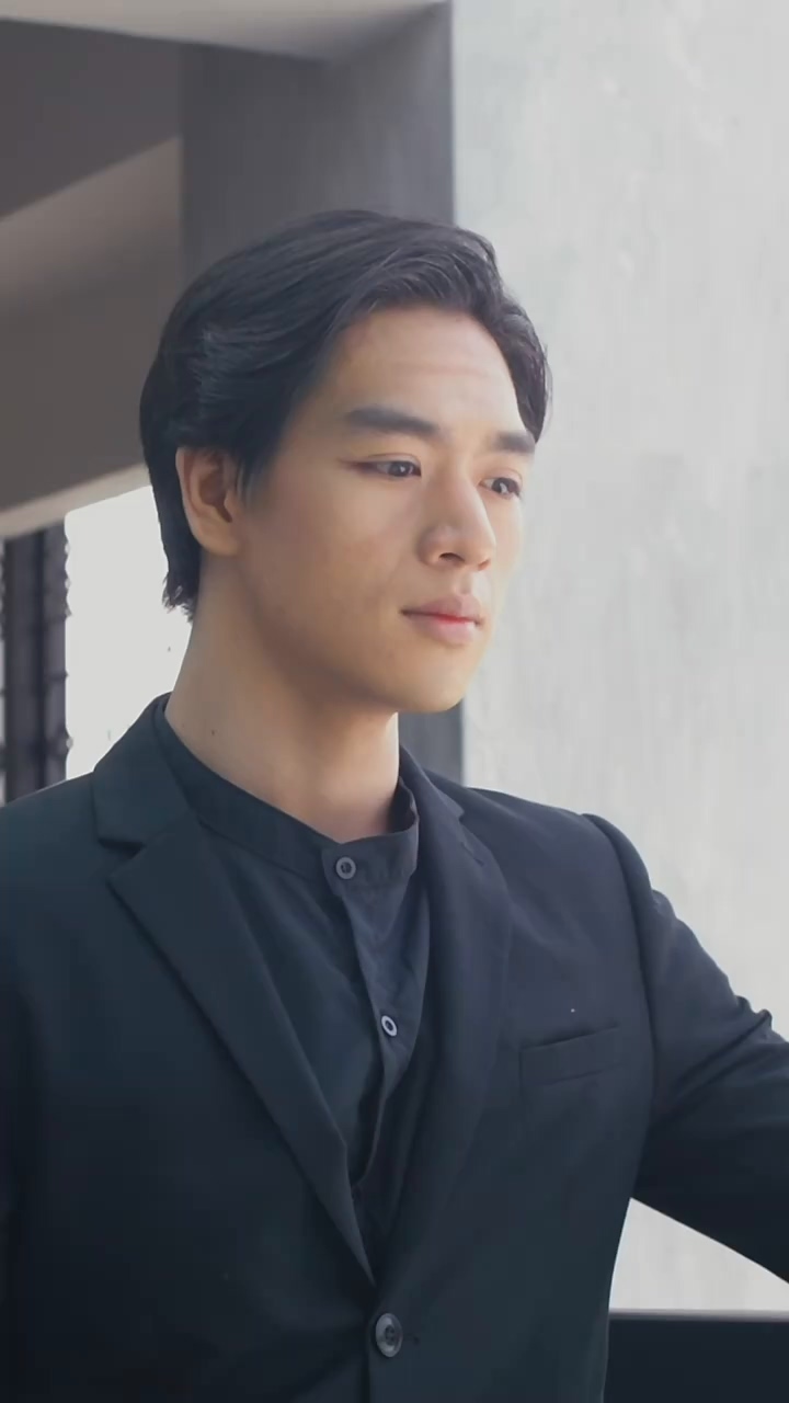 重生后我靠摆摊成了首富